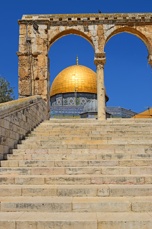 mosque Dome of the Rock at Temple Mount, Jerusalem, Israelのeditorial素材