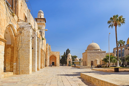JERUSALEM, ISRAEL - June 15, 2017: territory of the complex on the Temple Mount, the place of conflict between Israel and the Palestinian Authority, Old City of Jerusalem, Israelのeditorial素材
