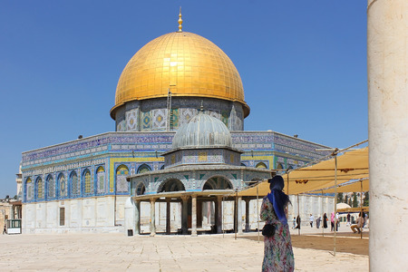 JERUSALEM, ISRAEL - June 15, 2017: mosque Dome of the Rock and Dome of the Chain at Temple Mount, Old City of Jerusalem, Israelのeditorial素材