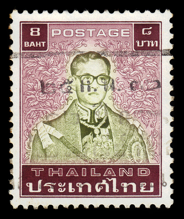 Thailand - CIRCA 1985: A stamp printed in Thailand shows King Bhumibol Adulyadej, King of Thailand ( King Rama IX ), circa 1985のeditorial素材