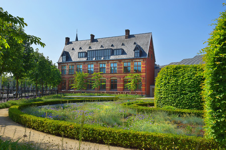 picturesque garden near the  Rijksmuseum, Amsterdam, Netherlandsのeditorial素材