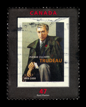 CANADA - CIRCA 2001: A stamp printed in Canada shows Pierre Elliott Trudeau, canadian statesman who served as the 15th prime minister of Canada (1968â1979 and 1980â1984), circa 2001のeditorial素材