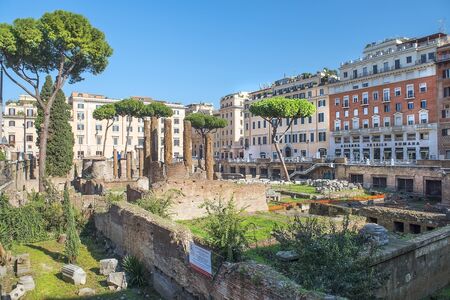 Rome, Italy - October 23, 2018: Area Sacra, Temple Complex of the Times of the Roman Republic, landmark where it is said Julius Ceasar was killed. now a protected Cat Sanctuaryのeditorial素材