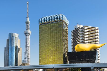 Tokyo, Japan - november 17, 2019: Asahi Breweries headquarters building with the "Asahi Flame" by Philippe Starckのeditorial素材