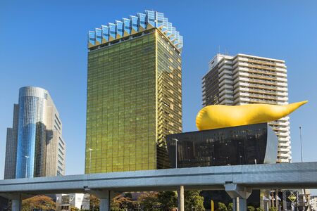 Tokyo, Japan - november 17, 2019: Asahi Breweries headquarters building with the "Asahi Flame" by Philippe Starckのeditorial素材
