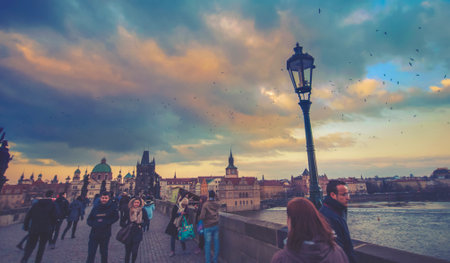 PRAGUE, March 18 :  Charles Bridge in Prague, full of people  18, 2016 in Prague - Czech Republicのeditorial素材