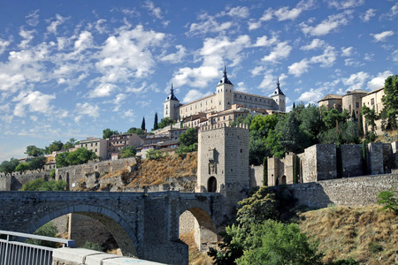 View of the historic city of Toledo from the other bank of the river Tagusの写真素材