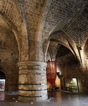 ACRE, ISRAEL - MARCH 02, 2016: Interior of Knights Hall in the city of the Crusadersのeditorial素材