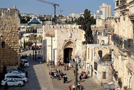 JERUSALEM, ISRAEL - MARCH 25, 2017: View from above of the Jaffa Gate in the old city of Jerusalemのeditorial素材