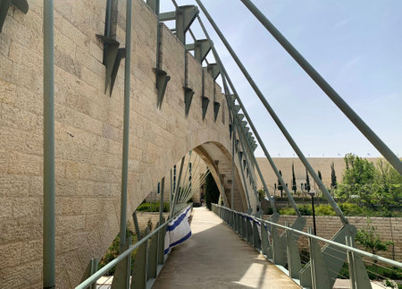 JERUSALEM, ISRAEL - MAY 01, 2019: Pedestrian bridge over Yitzhak Rabin street from Cinema City to the Supreme Courtのeditorial素材