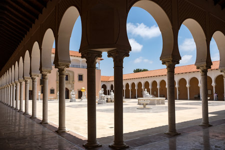 CAESAREA, ISRAEL - JUNE 18, 2022: Moorish-style patio of the Ralli Museum and sculptures of famous Jewsのeditorial素材