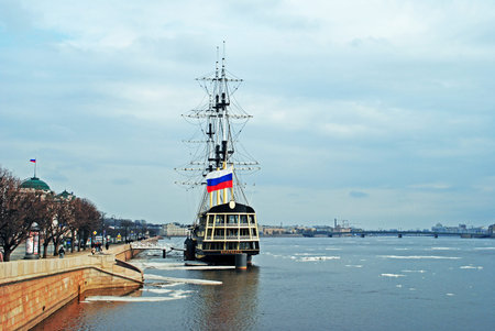 Drifting ice on the Neva river, Saint-Petersburg, Russiaの写真素材
