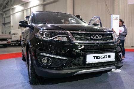 KROPIVNITSKIY, UKRAINE  â 27 September, 2018: New Chery Tiggo car showcased at the motor show.のeditorial素材