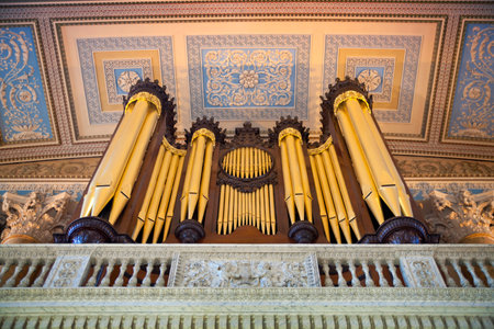 LONDON, UK - MAY 15, 2014  Organ in Royal Chapel in Londonのeditorial素材