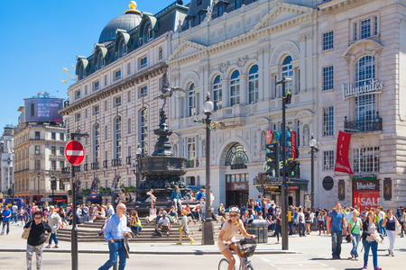 Piccadilly Circus in London.のeditorial素材