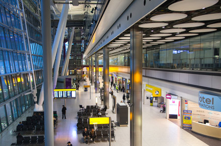 LONDON, UK - MARCH 28, 2015: Interior of departure hall Heathrow airport Terminal 5. New buildingのeditorial素材