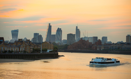 London at sunsetのeditorial素材