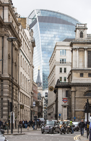 LONDON, UK - OCTOBER 14, 2015. Walkie-Talkie office block building view from the Bank of England streetのeditorial素材