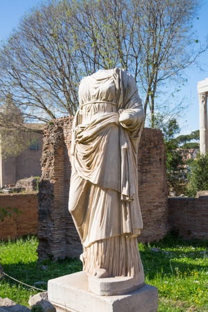 ROME, ITALY - APRIL 8, 2016: Sculptures of Goddess at Roman's forum. Roman's forum with ruins of important ancient government buildings started 7th century BCのeditorial素材