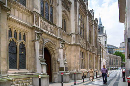 LONDON, UK - 17 may, 2016: City of London. Guildhall Yard office buildingsのeditorial素材