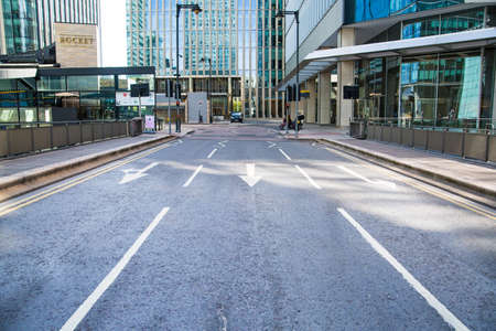 London, UK - 29 May, 2020: Canary Wharf City of London empty roads due as the result of COVID-19 coronavirus pandemic outbreak. No people, no transport, public places are closed.のeditorial素材