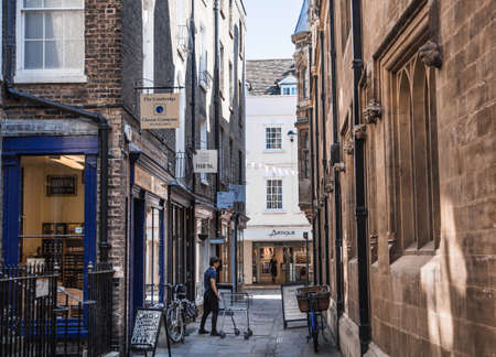 Cambridge, UK - July 16, 2021: Green  street, old Cambridge viewのeditorial素材