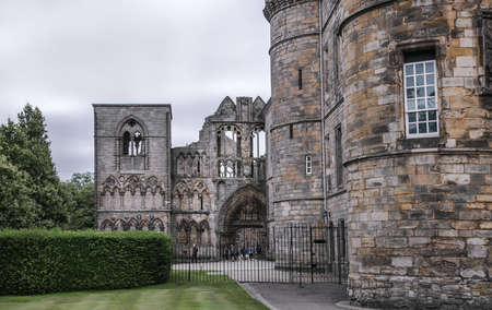 United Kingdom, Edinburg - 26 August, 2021: Holyrood palace in Edinburgh, 16th-century palace of the Stuarts. Main facadeのeditorial素材
