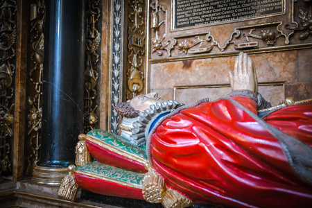 London, UK - November 27, 2022: Funeral effigy in Collegiate Church of St Peter at Westminster Abbeyのeditorial素材