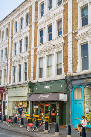 London, UK - 9 September, 2023: Street with cafes and restaurants in  Chelsea., one of the richest areas to live with fancy lifestyle. London street photographyのeditorial素材