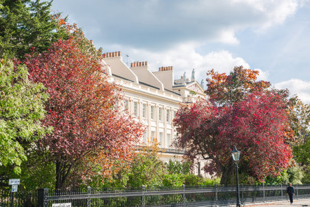 London, UK - September 29, 2025: Outer circle street in Regent Park and beautiful town house of early 19th centuryのeditorial素材