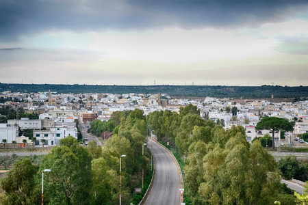 road to the white townの写真素材