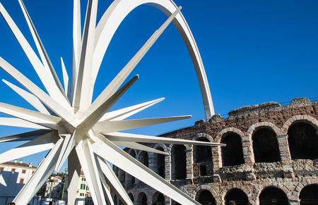 VERONA, ITALY - CIRCA DECEMBER 2014: The City installs for Christmas in the central square a huge white comet circa december 2014. An act appreciated by locals and tourists.のeditorial素材