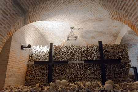 ossuary of Custoza was erected in 1879 at the behest of Don Gaetano Pivatelli, keeps the remains of the fallen of the First and Third Italian War of Independence (in 1848 and 1866 respectively).のeditorial素材