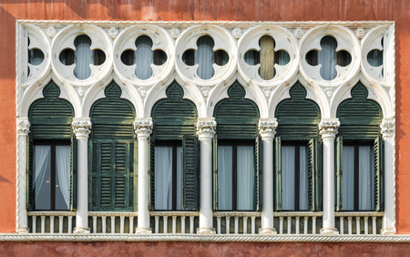 Windows in Venetian Gothic style of an old Italian palace.のeditorial素材