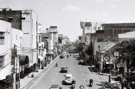 Stuck in traffic is a typical way to enjoy modern life.のeditorial素材