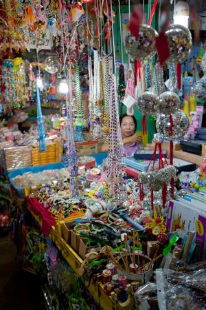 Chachoengsao, Thailand - Aug 7, 2010 : Crystal ball mobiles and beaded mobile selling at souvenir shopのeditorial素材