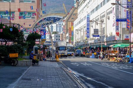 Jagalchi Fish Market, Busan South  Korea 3 November 2017 :Jagalchi Fish Market is a representative fish market and a tourist destination in Busan. Many tourists visit Jagalchi Fish Market every year.のeditorial素材