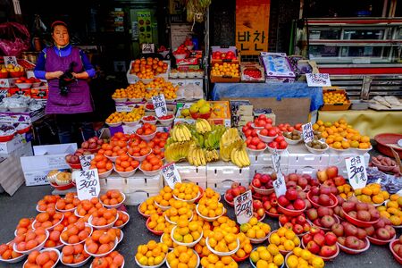 Busan South Korea 2 November 2017: Traditional market near Gamcheon Culture Village at Busan ,South Korea :fresh fruits and exotic vegetables are sold here daily.のeditorial素材