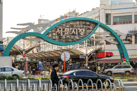 Daegu , South Korea, April 4, 2019:Most of tourist and korean people visit in Daegu traditional market. The seomun market is a big market in Daegu city, and especially the night market  There are many things to eat.のeditorial素材