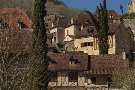 Sain Cirq-Lapopie, Lot / France; Mar. 22, 2016. Saint-Cirq-Lapopie is a French commune in the Lot department in the Midi-PyrÃ©nÃ©es region. It is classified in the category of the most beautiful villages in France. Located on the banks of the River Lot, wのeditorial素材