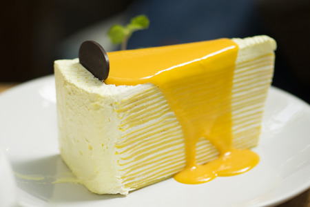mango crepe cakeの写真素材