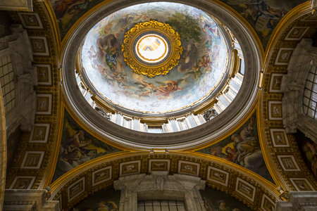 VATICAN CITY, VATICAN  JUNE 15, 2015 : interiors and architectural details of Basilica of saint Peter, june 15, 2015, in Vatican city, Vaticanのeditorial素材