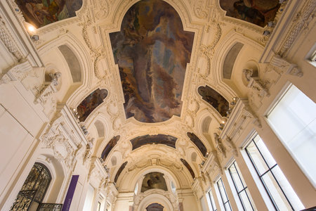 PARIS, FRANCE, APRIL 04, 2017 : interiors and architectural details of the Petit Palais, april 04, 2017, in Paris, Franceのeditorial素材