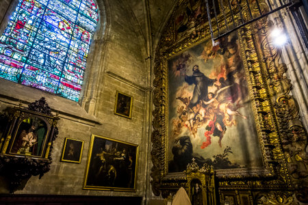SEVILLE, ANDALUSIA, SPAIN, MAY, 23, 2017 : interiors and details of Seville cathedral, may 23, 2017, in Seville, andalusia, spainのeditorial素材