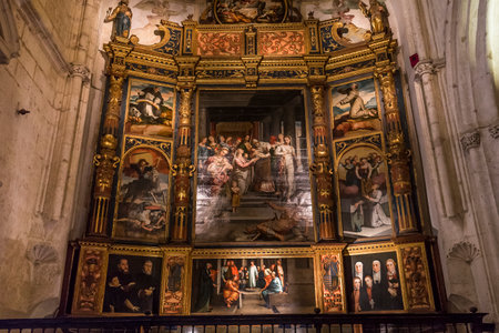 SEVILLE, ANDALUSIA, SPAIN, MAY, 23, 2017 : interiors and details of Seville cathedral, may 23, 2017, in Seville, andalusia, spainのeditorial素材