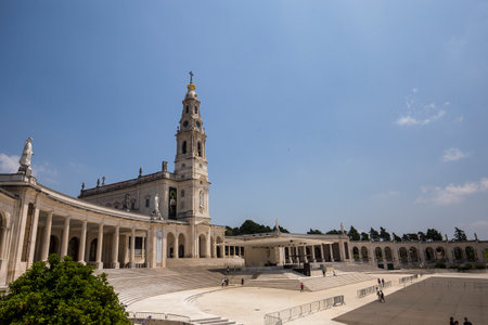 FATIMA, PORTUGAL, JUNE, 21, 2017 : on the esplanade  of  sanctuary of our lady of Fatima, june 21, 2017, in Fatima, Portugalのeditorial素材