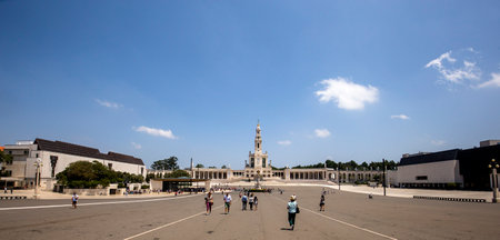 FATIMA, PORTUGAL, JUNE, 21, 2017 : on the esplanade  of  sanctuary of our lady of Fatima, june 21, 2017, in Fatima, Portugalのeditorial素材