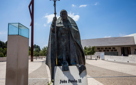 FATIMA, PORTUGAL, JUNE, 21, 2017 : statue of john paul 2 in  sanctuary of our lady of Fatima, june 21, 2017, in Fatima, Portugalのeditorial素材