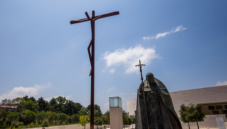 FATIMA, PORTUGAL, JUNE, 21, 2017 : statue of john paul 2 in  sanctuary of our lady of Fatima, june 21, 2017, in Fatima, Portugalのeditorial素材