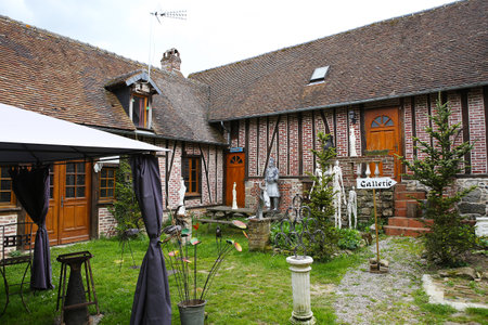 GERBEROY, FRANCE, APRIL 16,  2017 : old houses in typical Gerberoy village, april 16, 2017, in  Gerberoy, Oise, Franceのeditorial素材
